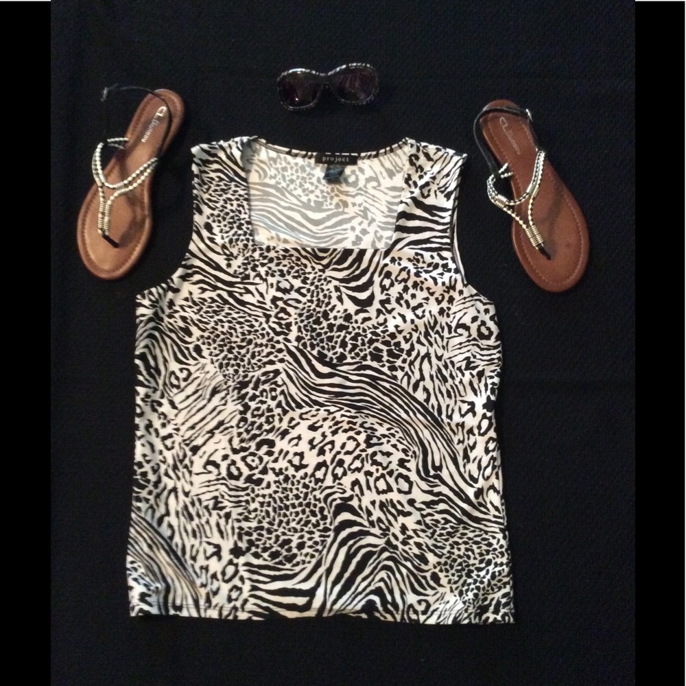 BEAUTIFUL ANIMAL PRINT TOP WITH SQUARE NECK-SO CUTE AND COMFORTABLE.  LIKE NEW.